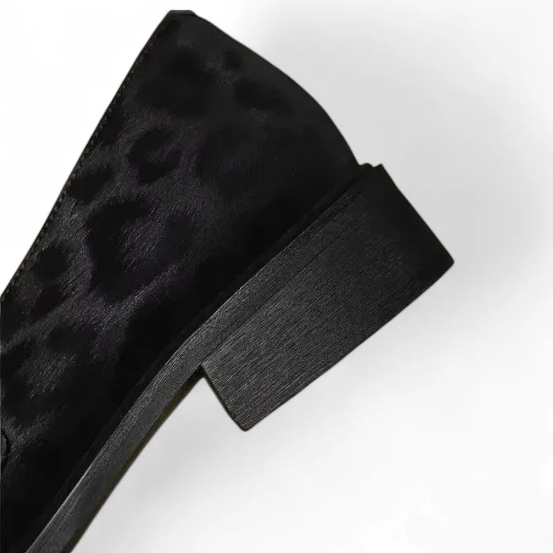 Mocassin En Cuir Noir Design Léopard Femme