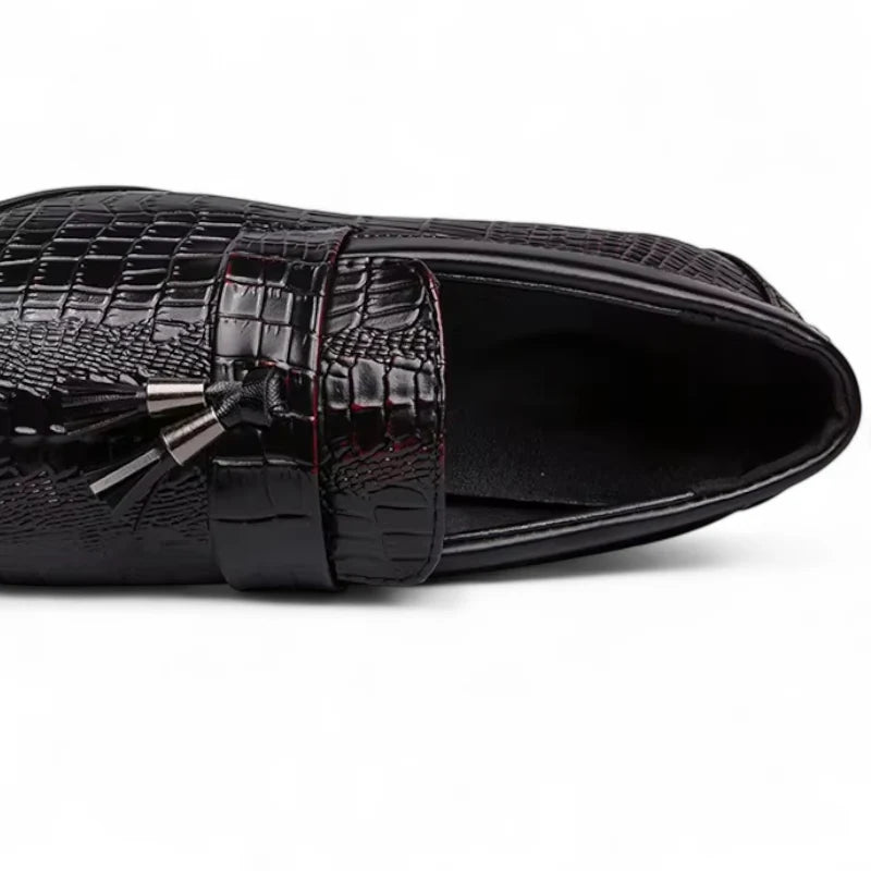 Mocassin En Cuir Vernis Noir Et Rouge à Gland Homme