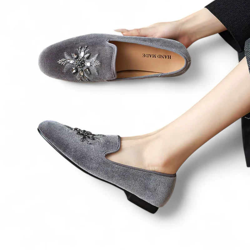 Mocassin Daim Gris Fleurs Argenté Femme