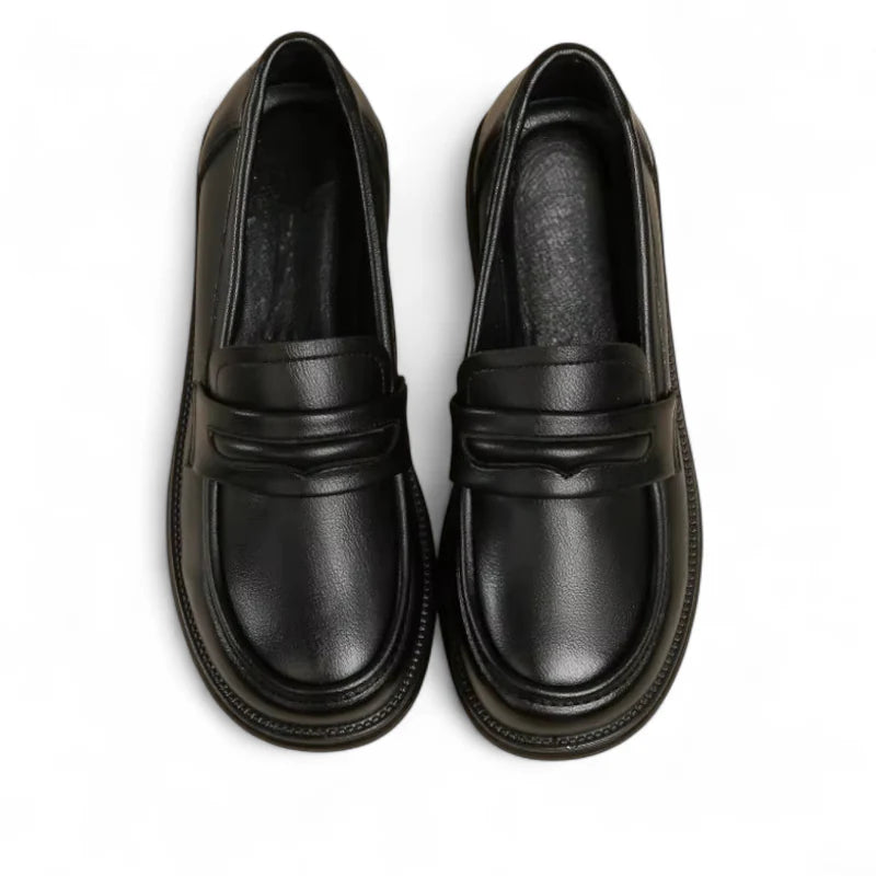 Mocassin En Cuir Noir Vernis Femme à Talon Chic