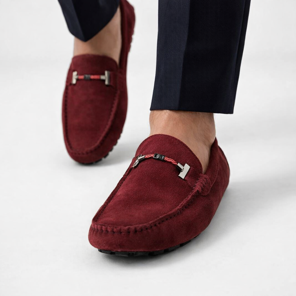 Mocassin En Daim Bordeaux Avec Chaine Pour Homme