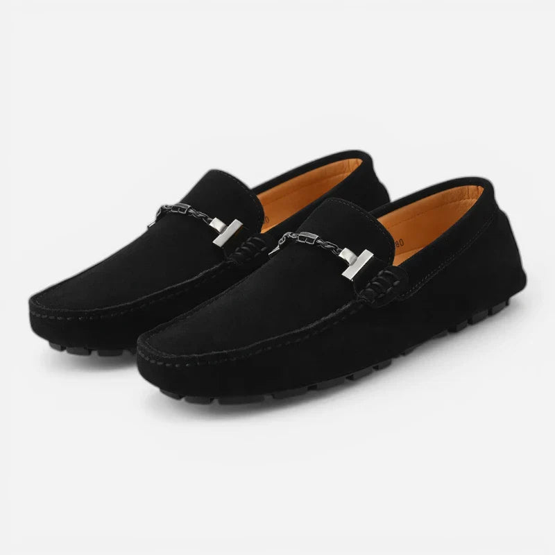 Mocassin En Daim Noir Avec Chaine Pour Homme