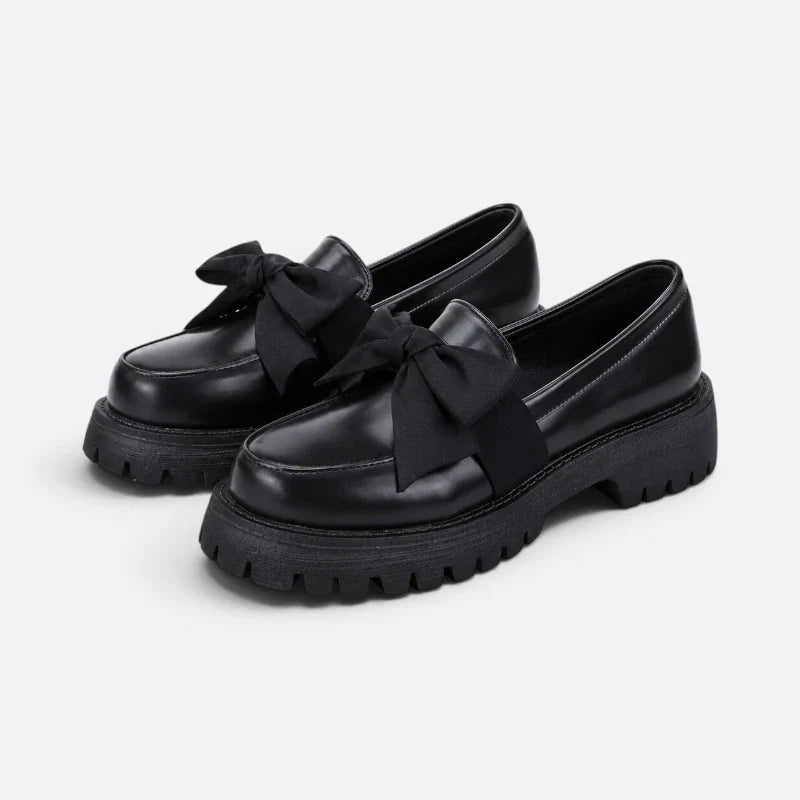 Mocassin Compensé En Cuir Noir Mate À Noeud Papillon Pour Femme