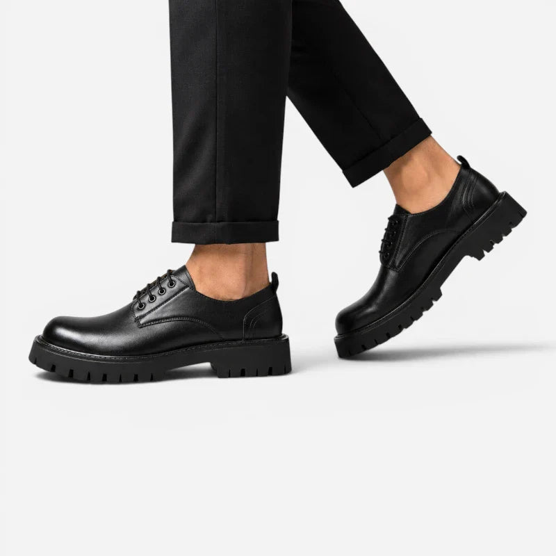 Mocassin Derby Plateforme Noir Mat À Lacets
