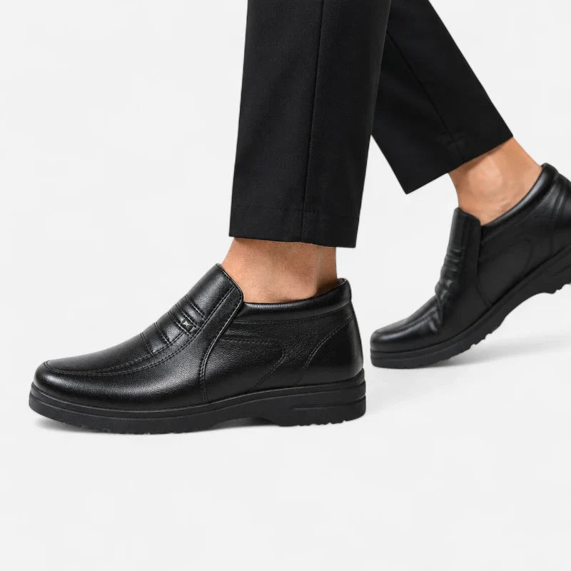 Mocassin Montant En Cuir Noir Bien Habillé Pour Homme