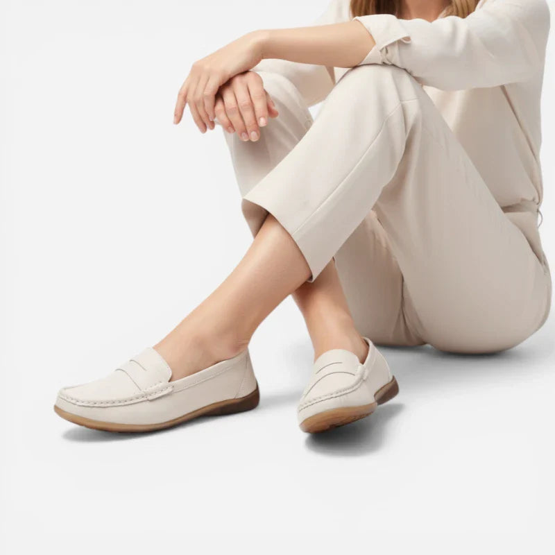 Mocassin En Daim Beige Vintage Pour Femme