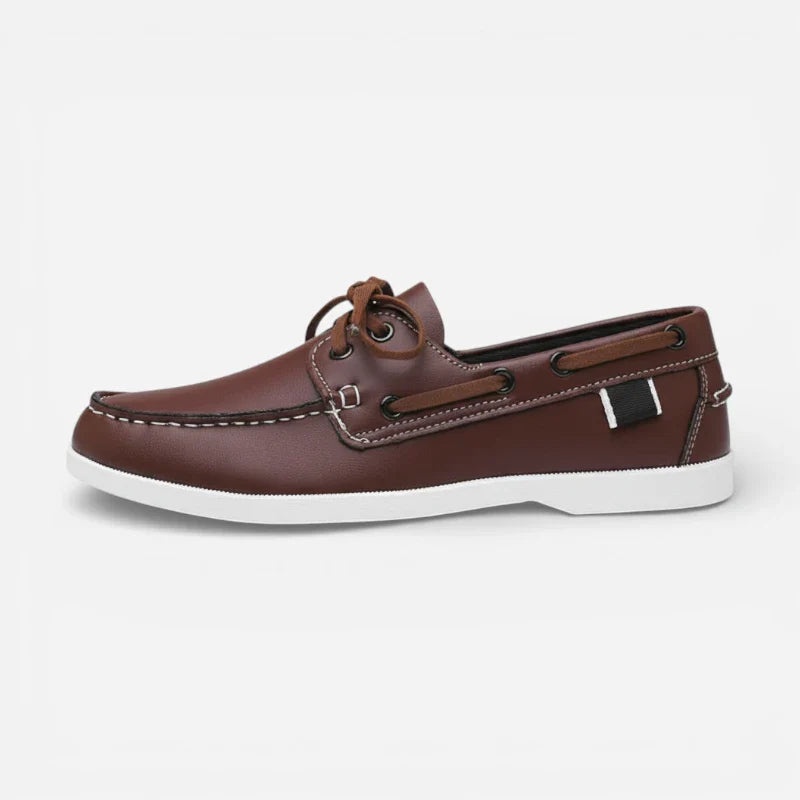 Mocassin Bateau à Lacet Cuir Lisse Marron Pour Homme