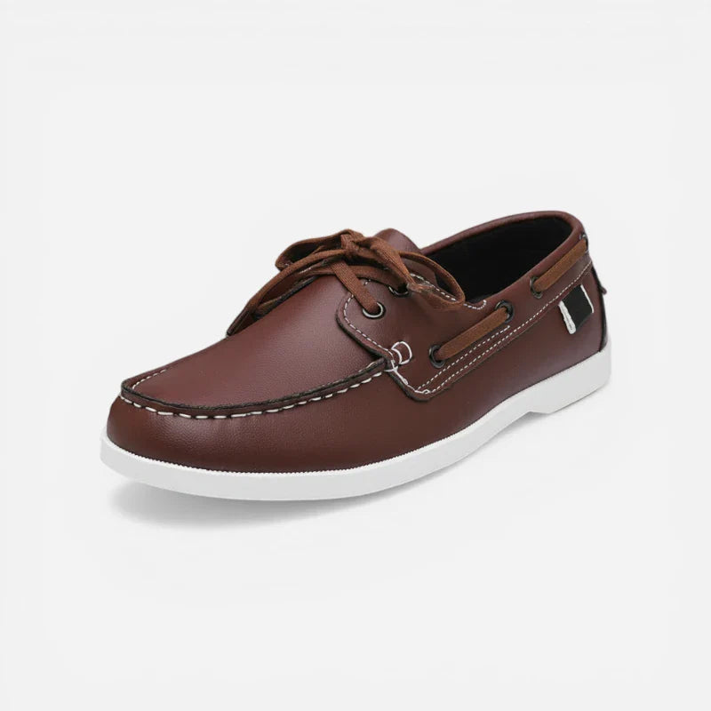Mocassin Bateau à Lacet Cuir Lisse Marron Pour Homme