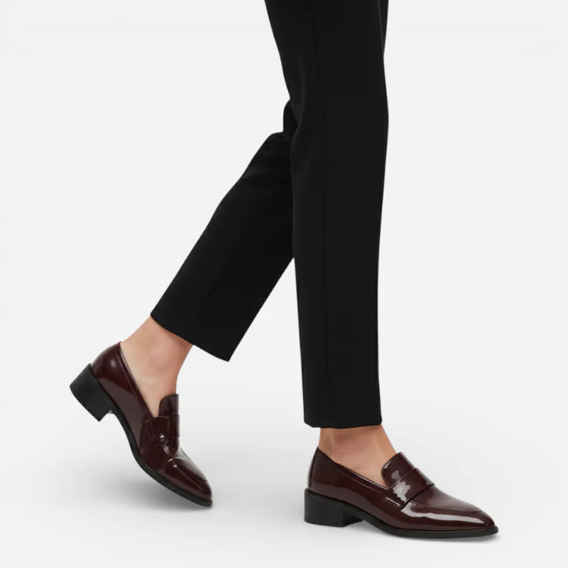 Mocassin En Cuir Bordeaux Vernis Brillant à Talon Femme