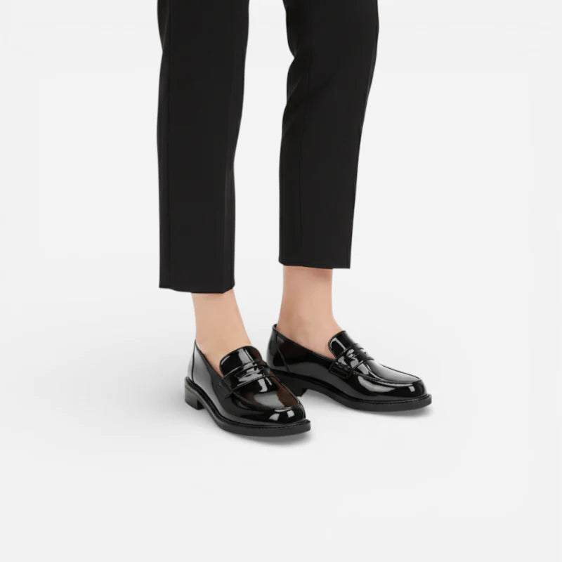 Mocassins à Talons En Cuir Verni Noir
