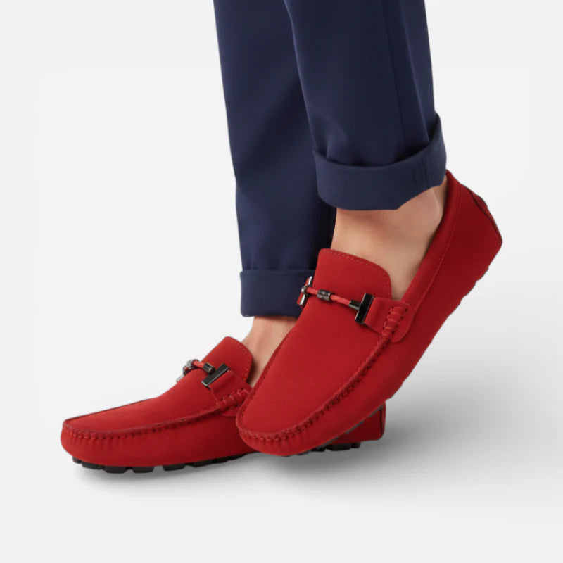 Mocassin En Daim Rouge Avec Chaine Pour Homme