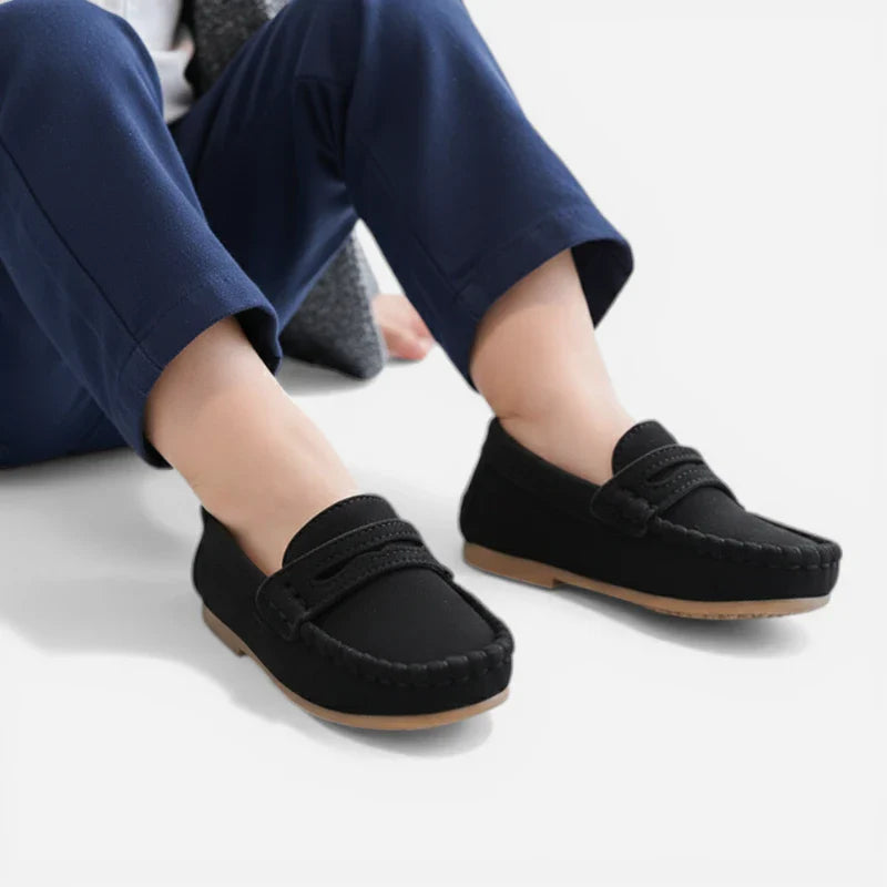 Mocassin Enfant En Daim Noir Classe Pour Bateau