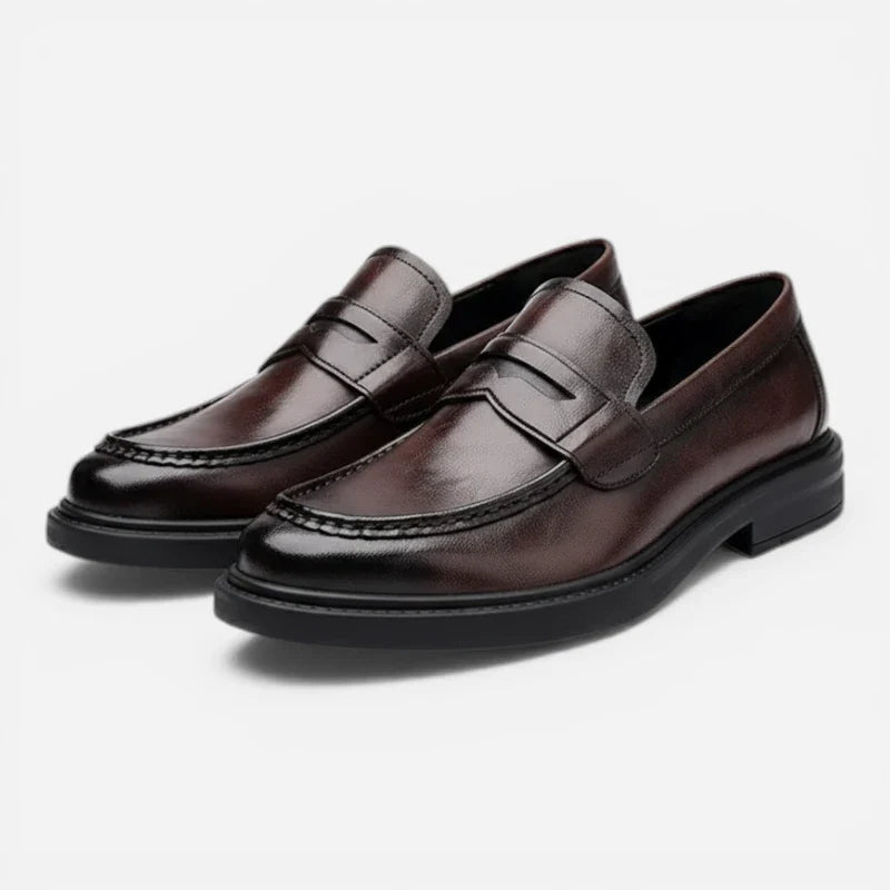Mocassin Homme à Talon En Cuir Vintage Marron Foncé Vernis Classe Pour Costume Et Mariage