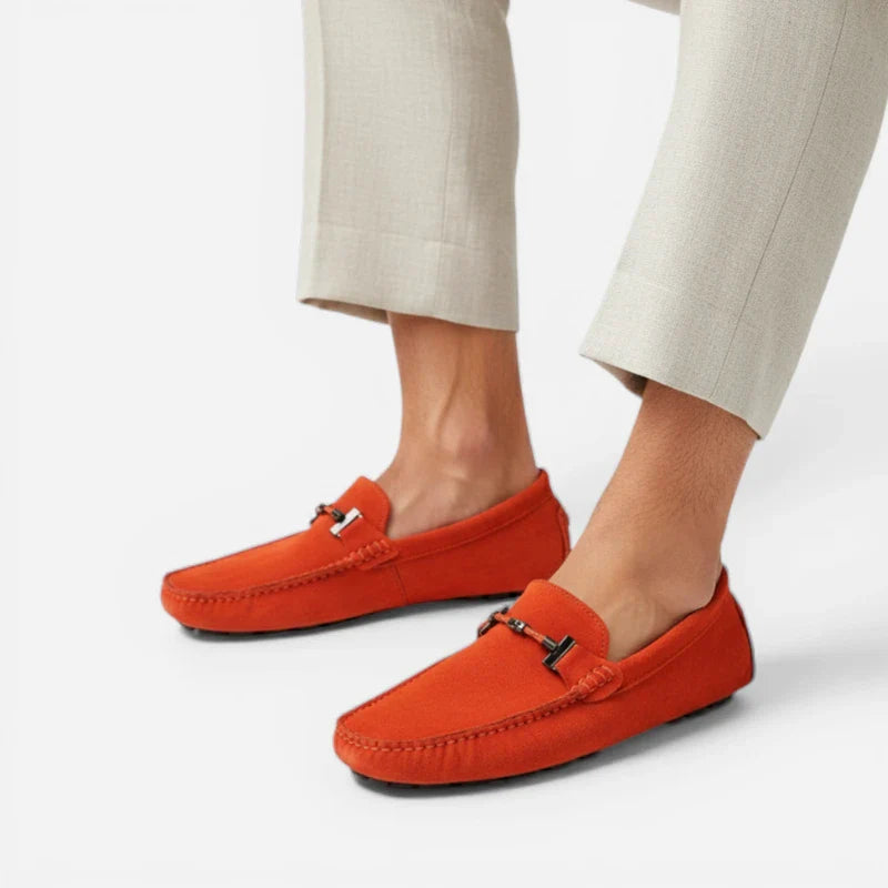 Mocassin En Daim Orange Avec Chaine Pour Homme