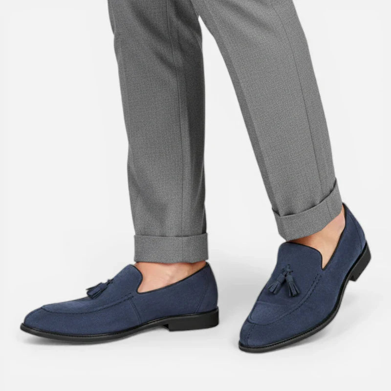 Mocassin En Daim Bleu Marine à Glands Bout Pointu Homme