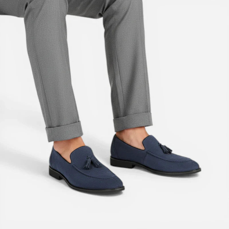 Mocassin En Daim Bleu Marine à Glands Bout Pointu Homme