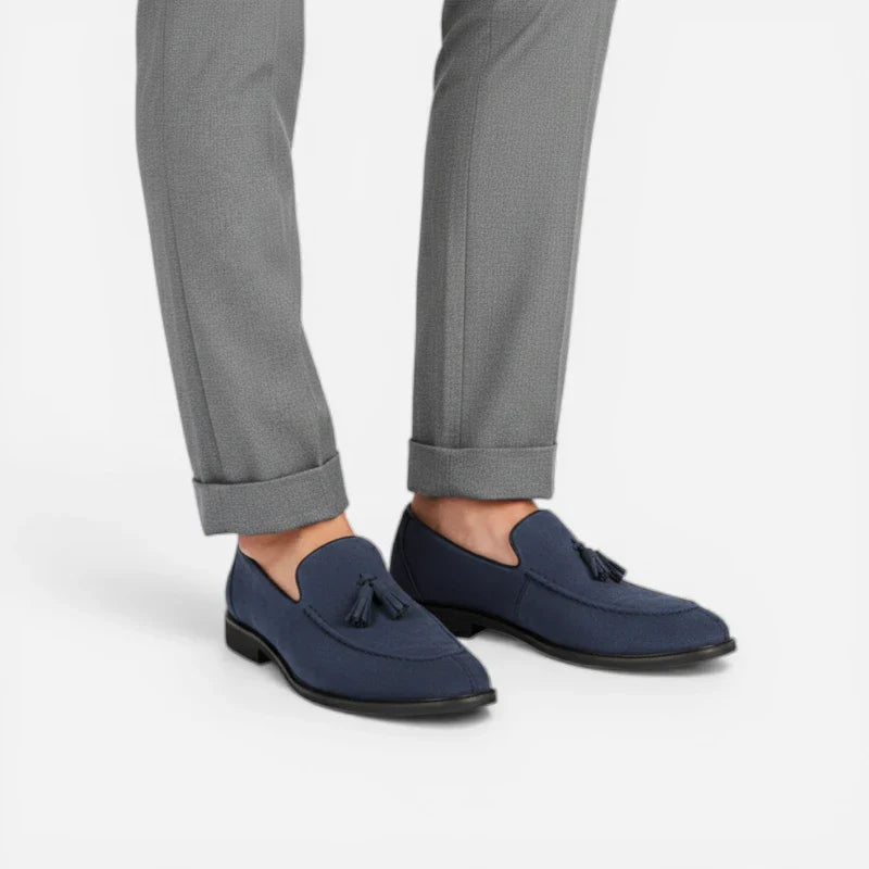 Mocassin En Daim Bleu Marine à Glands Bout Pointu Homme