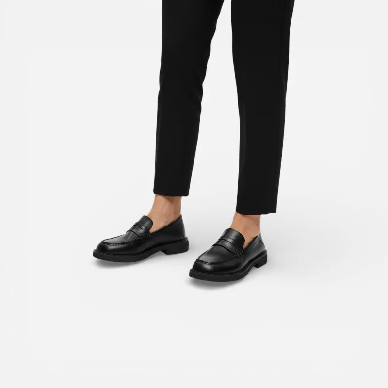 Mocassin En Cuir Vernis Noir Talon Pour Femme