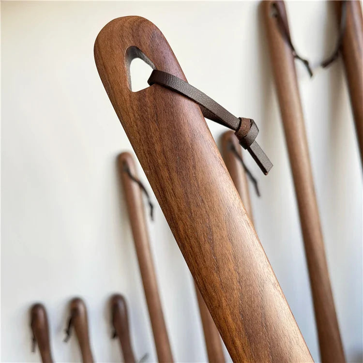 Chausse-pied en bois premium – Confort du talon & formats multiples