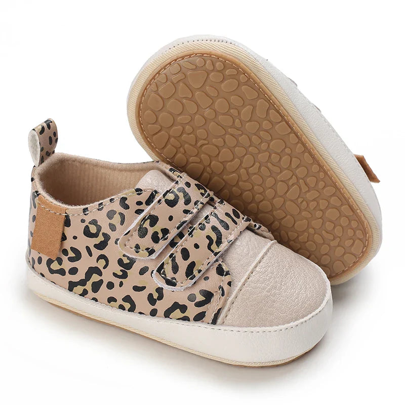 Mocassin Pour Bébé Léopard à Scratch