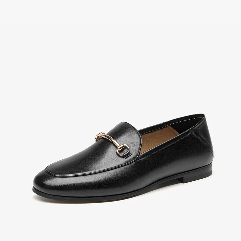 Mocassin En Cuir Noir Vernis Avec Bijoux Pour Femme