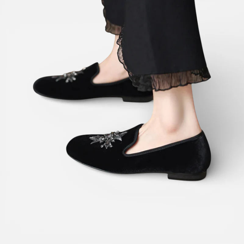 Mocassin Daim Noir Fleur Argenté Femme
