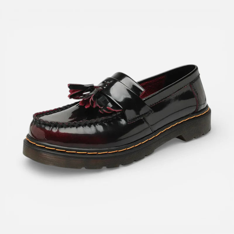 Mocassin En Cuir Vernis Noir Et Bordeaux À Glands Et Frange Femme