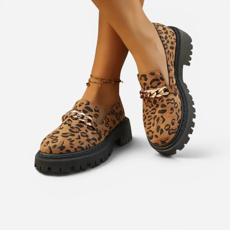 Mocassin Compensé Plateforme Léopard À Chainnette Dorée Femme