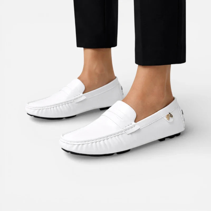 Mocassin En Cuir Vernis Blanc Pour Femme