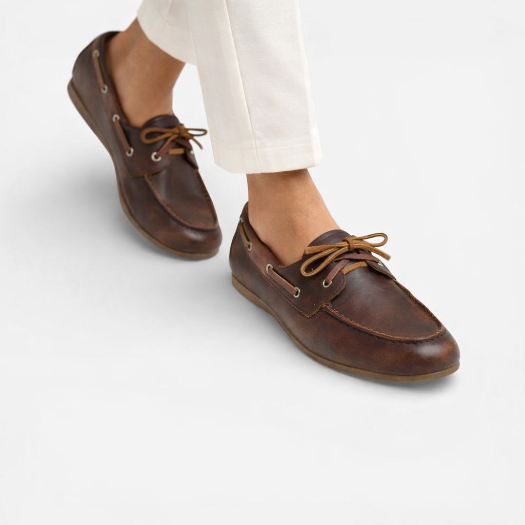 Mocassin En Cuir Marron Foncé à Lacets Pour Femme