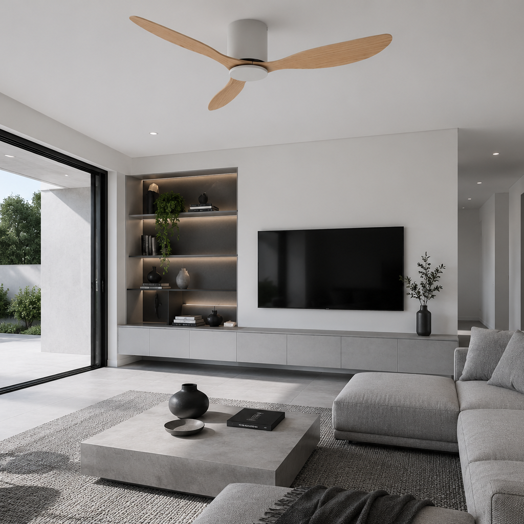 Axiom | Ventilateur moteur DC blanc et bois clair